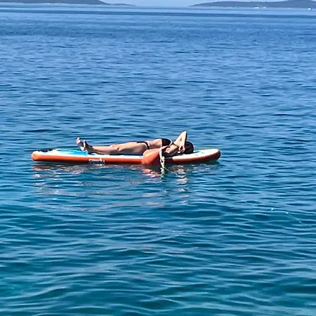 Luxury - By The Sea, Summer Kitchen, Hot Tub, Sup, Boat, 5 Rooms, Wifi, Parking - Trogir * Okrug Gornji