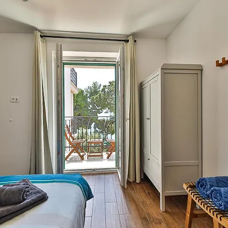 Luxury - By The Sea, Summer Kitchen, Hot Tub, Sup, Boat, 5 Rooms, Wifi, Parking - Trogir